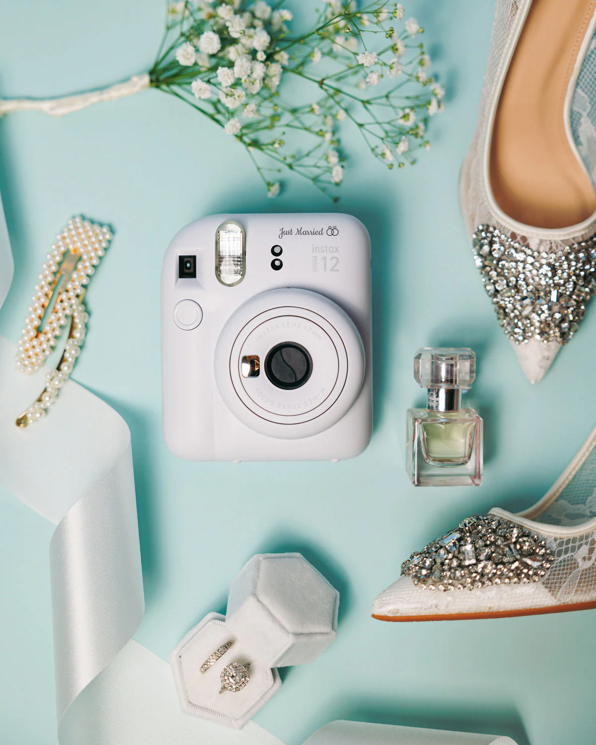 instax mini 12™ Instant Camera Bundle - Image 5
