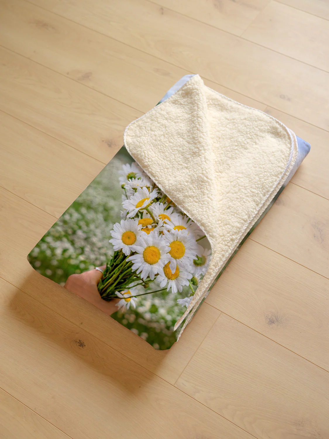 Sherpa Blanket - Image 5